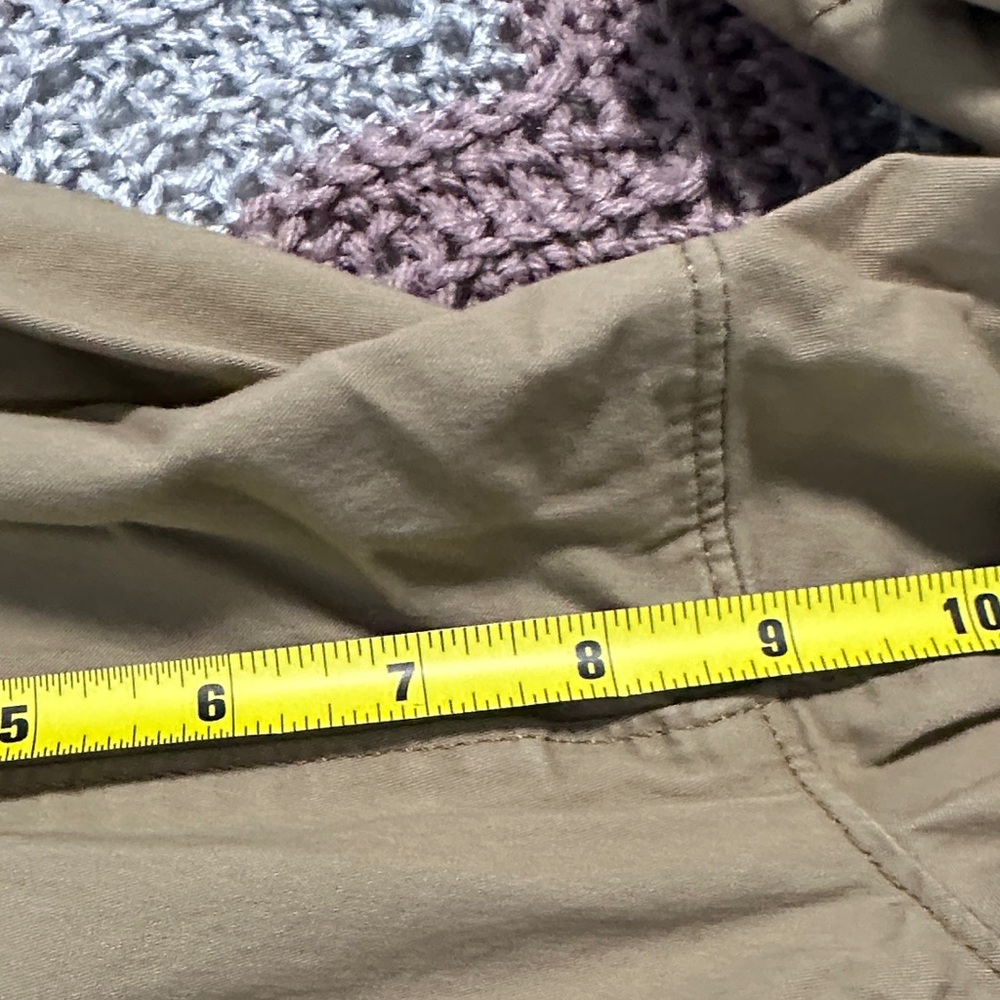 T. Sonoma Classic Tan Shorts - Picture 4 of 4